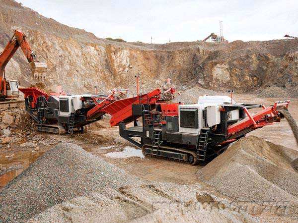 舊瀝青路面冷再生機械如何進行施工