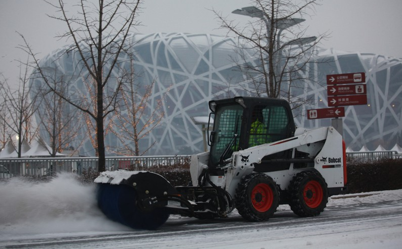 冷再生機(jī)在解決道路全深度翻新方面的優(yōu)勢有哪些？