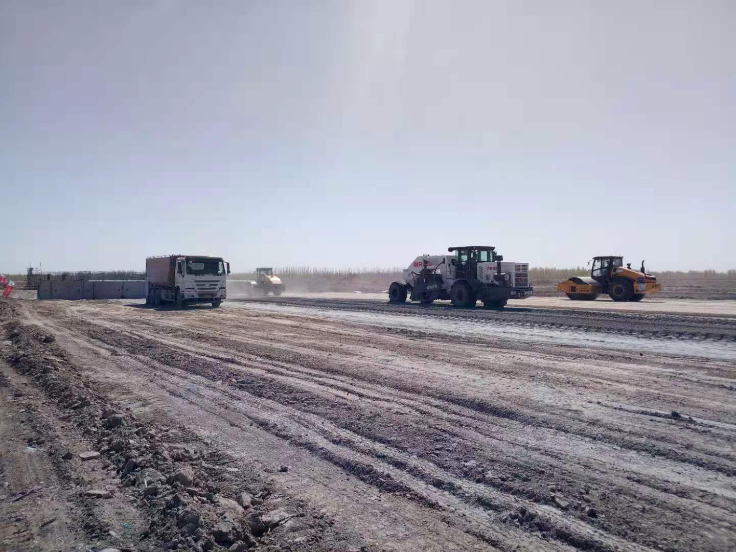 路拌機多功能施工機器使用注意事項多